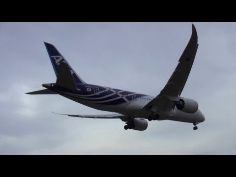 全日空ボーイング787 ANA BOEING 787-8 first Landing | Sendai Airport Revival Flight 仙台空港 復興応援フライト