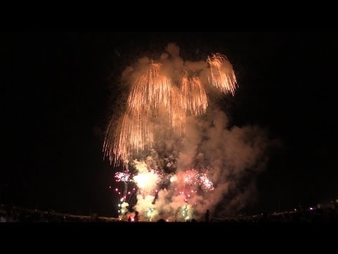 有名花火師の競演 Akita Japan Noshiro Fireworks Show 2013 能代の花火 | Famous Pyrotechnist collaboration 幻想花火