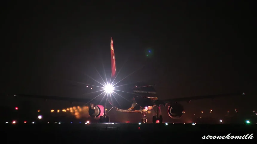 仙台空港の美しい夜景と飛行機離陸着陸映像集