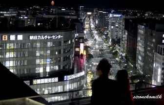JR博多駅ビル(JR博多シティ) から眺める福岡市街地の夜景 | 福岡県福岡市